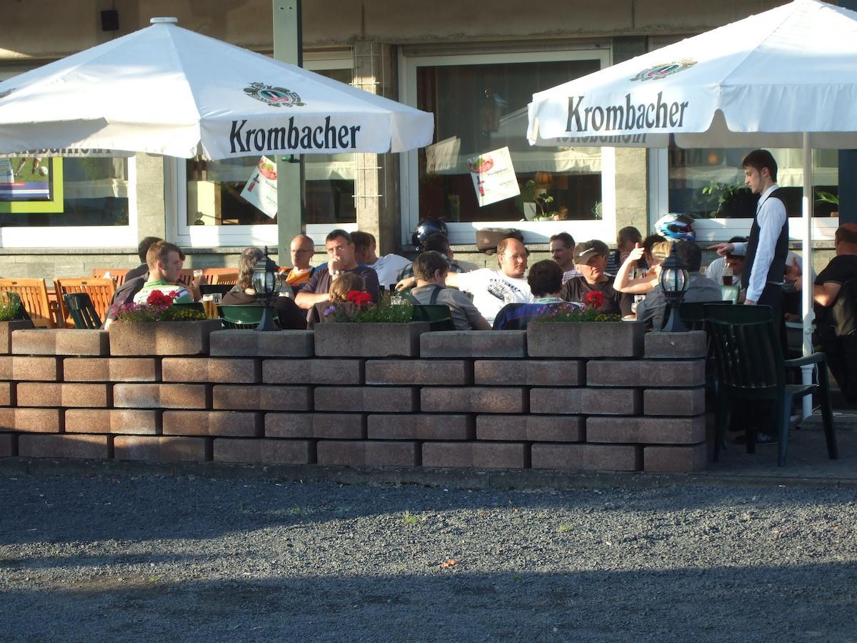 Gasthaus Zur Quelle Bad Marienberg Luaran gambar