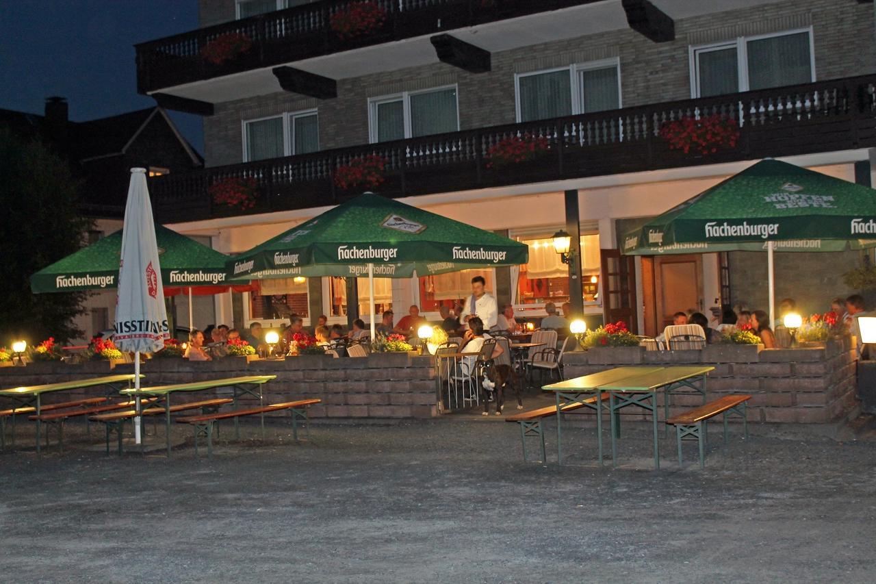 Gasthaus Zur Quelle Bad Marienberg Luaran gambar